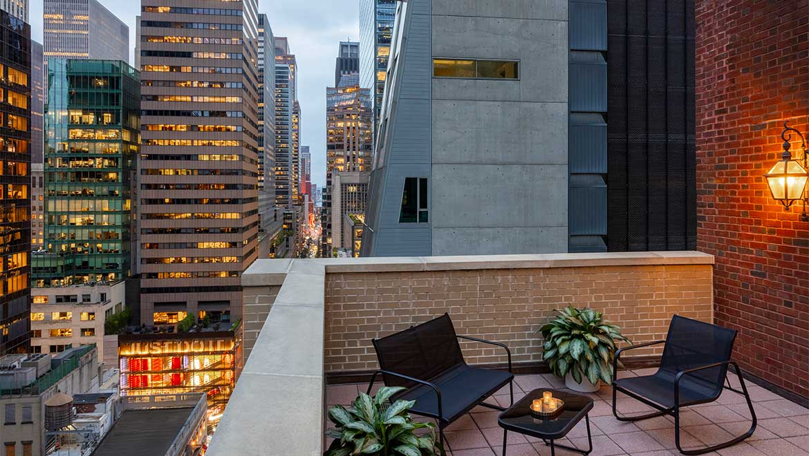 Guest room terrace